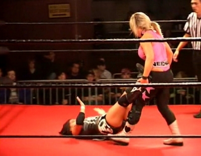 SHIMMER_#8__-__Nattie_Neidhart_vs_Arielpt2_avi_000127894.jpg