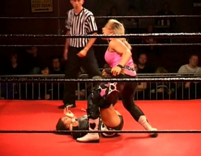 SHIMMER_#8__-__Nattie_Neidhart_vs_Arielpt2_avi_000130663.jpg