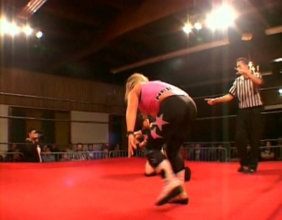 SHIMMER_#8__-__Nattie_Neidhart_vs_Arielpt2_avi_000136068.jpg