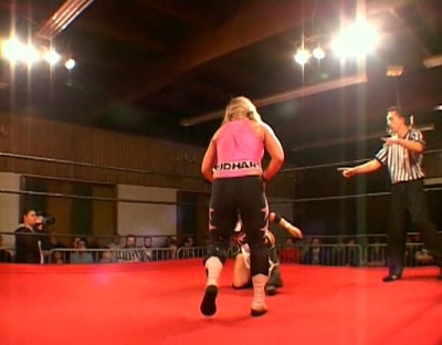 SHIMMER_#8__-__Nattie_Neidhart_vs_Arielpt2_avi_000136836.jpg