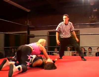 SHIMMER_#8__-__Nattie_Neidhart_vs_Arielpt2_avi_000150149.jpg