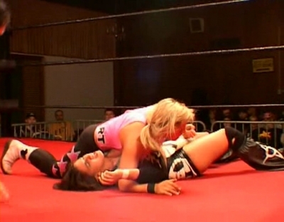 SHIMMER_#8__-__Nattie_Neidhart_vs_Arielpt2_avi_000150983.jpg