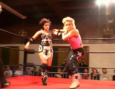 SHIMMER_#8__-__Nattie_Neidhart_vs_Arielpt2_avi_000168601.jpg