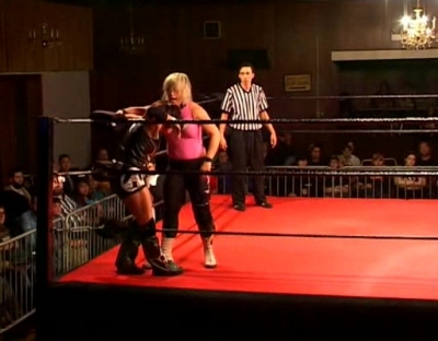 SHIMMER_#8__-__Nattie_Neidhart_vs_Arielpt2_avi_000173172.jpg