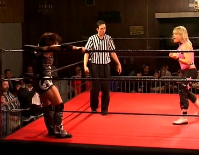 SHIMMER_#8__-__Nattie_Neidhart_vs_Arielpt2_avi_000182148.jpg