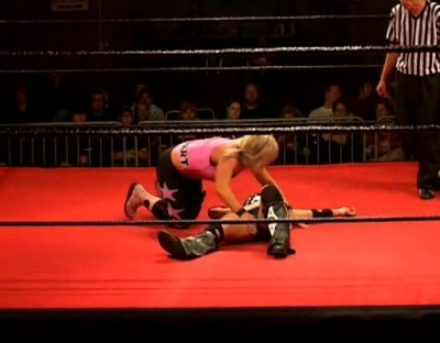 SHIMMER_#8__-__Nattie_Neidhart_vs_Arielpt2_avi_000215247.jpg