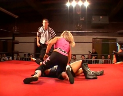 SHIMMER_#8__-__Nattie_Neidhart_vs_Arielpt2_avi_000220119.jpg