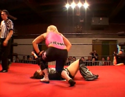 SHIMMER_#8__-__Nattie_Neidhart_vs_Arielpt2_avi_000221087.jpg