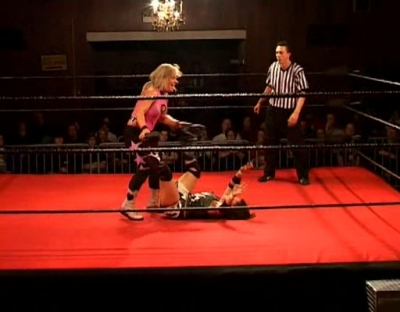 SHIMMER_#8__-__Nattie_Neidhart_vs_Arielpt2_avi_000228994.jpg