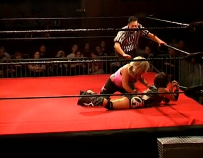 SHIMMER_#8__-__Nattie_Neidhart_vs_Arielpt2_avi_000232865.jpg