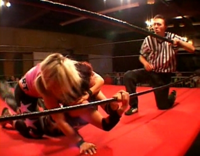 SHIMMER_#8__-__Nattie_Neidhart_vs_Arielpt2_avi_000234467.jpg