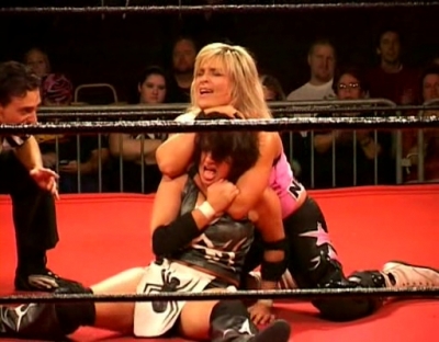 SHIMMER_#8__-__Nattie_Neidhart_vs_Arielpt2_avi_000260059.jpg