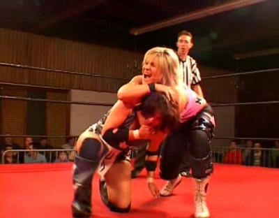 SHIMMER_#8__-__Nattie_Neidhart_vs_Arielpt2_avi_000266198.jpg