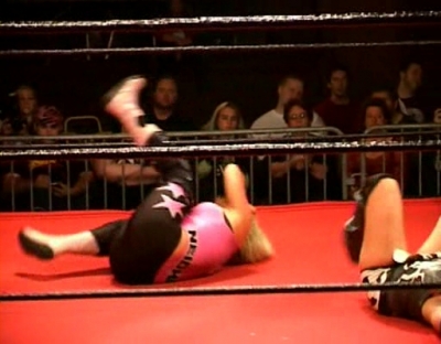 SHIMMER_#8__-__Nattie_Neidhart_vs_Arielpt2_avi_000276008.jpg