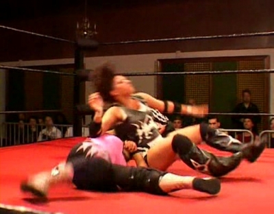 SHIMMER_#8__-__Nattie_Neidhart_vs_Arielpt2_avi_000283749.jpg