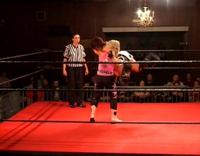 SHIMMER_#8__-__Nattie_Neidhart_vs_Arielpt2_avi_000304169.jpg