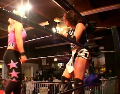 SHIMMER_#8__-__Nattie_Neidhart_vs_Arielpt2_avi_000322621.jpg