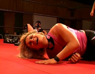 SHIMMER_#8__-__Nattie_Neidhart_vs_Arielpt2_avi_000374373.jpg