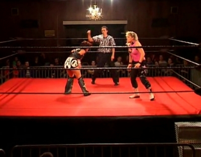 SHIMMER_#8__-__Nattie_Neidhart_vs_Arielpt2_avi_000390255.jpg