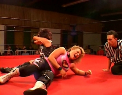 SHIMMER_#8__-__Nattie_Neidhart_vs_Arielpt2_avi_000463161.jpg