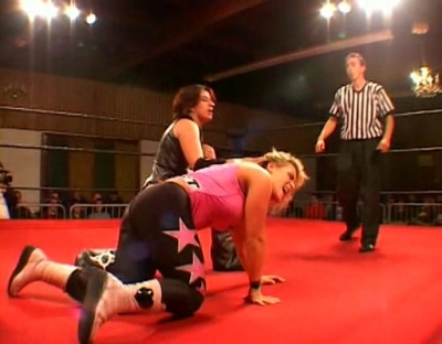 SHIMMER_#8__-__Nattie_Neidhart_vs_Arielpt2_avi_000466131.jpg