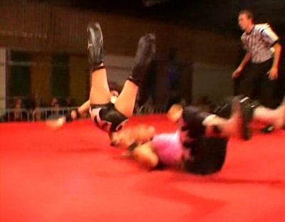 SHIMMER_#8__-__Nattie_Neidhart_vs_Arielpt2_avi_000478810.jpg