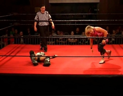 SHIMMER_#8__-__Nattie_Neidhart_vs_Arielpt2_avi_000484316.jpg