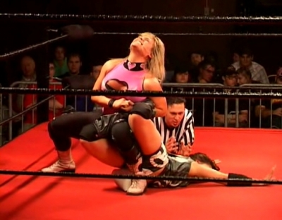 SHIMMER_#8__-__Nattie_Neidhart_vs_Arielpt2_avi_000500265.jpg