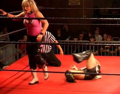 SHIMMER_#8__-__Nattie_Neidhart_vs_Arielpt2_avi_000518183.jpg