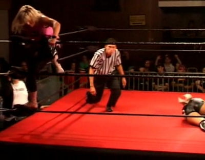 SHIMMER_#8__-__Nattie_Neidhart_vs_Arielpt2_avi_000519417.jpg