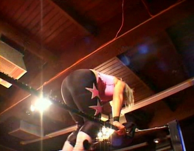 SHIMMER_#8__-__Nattie_Neidhart_vs_Arielpt2_avi_000526791.jpg