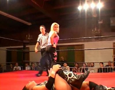 SHIMMER_#8__-__Nattie_Neidhart_vs_Arielpt2_avi_000538737.jpg