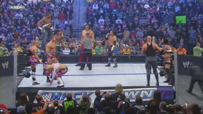 WWE_Friday_Night_Smackdown_01_15_2010_Natalya_avi_000093080.jpg