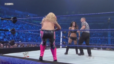 WWE_SmackDown_11_12_10_Layla_vs_Natalya_720p_AC3_5_1_x264_mkv_000157457.jpg