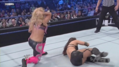 WWE_SmackDown_11_12_10_Layla_vs_Natalya_720p_AC3_5_1_x264_mkv_000228862.jpg