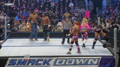 Smackdown_11-27-09_HartDynastyCrymeTyme_avi_000740080.jpg