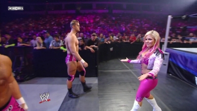 WWE_SmackDown_07_03_09_Natalya_720p_XviD_avi_000023056.jpg