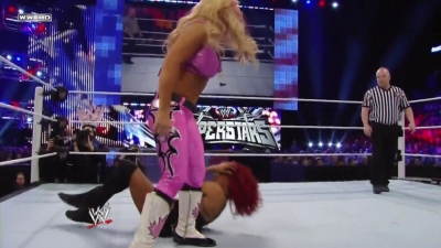 WWE_SuperStars_02_10_11_Natalya_vs_Alicia_Fox_720p_AC3_5_1_x264_mkv_000145144.jpg