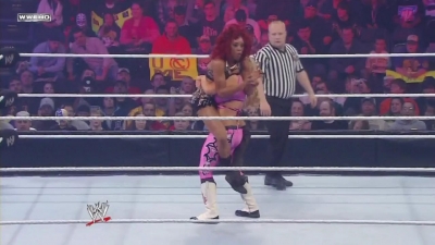 WWE_SuperStars_02_10_11_Natalya_vs_Alicia_Fox_720p_AC3_5_1_x264_mkv_000356355.jpg