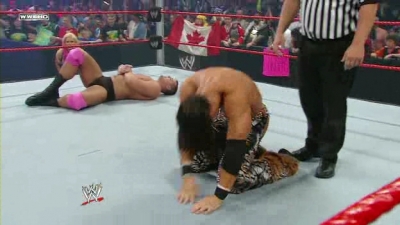 WWE_Superstars_2009_08_13_HDTV_XviD-KYR_WRESTLiNGBAY_COM_avi_000713879.jpg