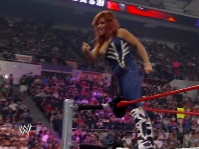 WWE_Great_American_Bash_2008_Michelle_McCool_vs_Natalya_XviD_avi_000089689.jpg