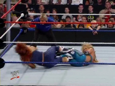 WWE_Great_American_Bash_2008_Michelle_McCool_vs_Natalya_XviD_avi_000235902.jpg