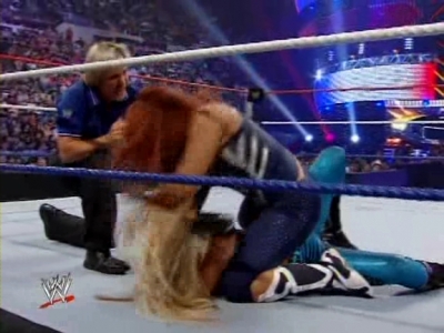 WWE_Great_American_Bash_2008_Michelle_McCool_vs_Natalya_XviD_avi_000333466.jpg