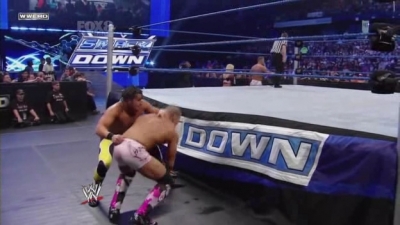 WWE_Friday_Night_Smackdown_2010_04_09_HDTV_XviD-WB(2)_avi_003367520.jpg