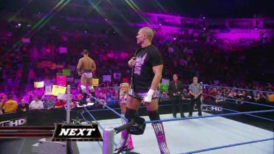 WWE_Superstars_2010_04_29_HDTV_XviD-KYR_avi_001637936.jpg