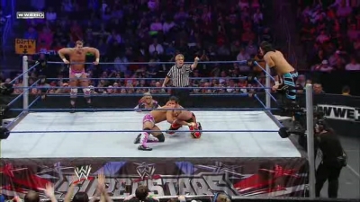 WWE_Superstars_2010_04_29_HDTV_XviD-KYR_avi_002084015.jpg