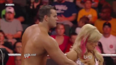 WWE_Monday_Night_Raw_2010_05_24_HDTV_XviD-WB-quickupload_net_avi_004031731.jpg