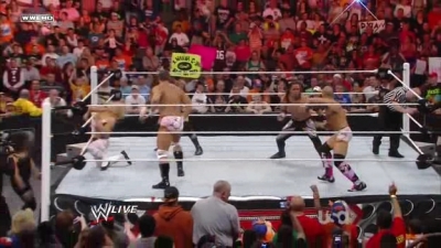 WWE_Monday_Night_Raw_2010_05_24_HDTV_XviD-WB-quickupload_net_avi_004129095.jpg