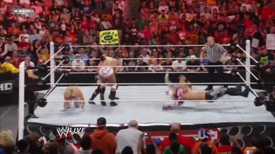 WWE_Monday_Night_Raw_2010_05_24_HDTV_XviD-WB-quickupload_net_avi_004131264.jpg