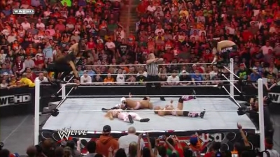 WWE_Monday_Night_Raw_2010_05_24_HDTV_XviD-WB-quickupload_net_avi_004152152.jpg
